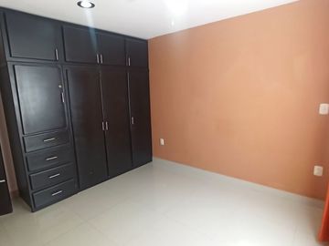 Casa moderna en venta en Rinconada de Pirules, Zacatecas: 4 recámaras, cocina in