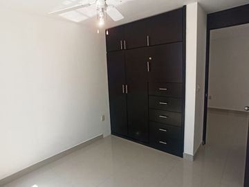 Casa moderna en venta en Rinconada de Pirules, Zacatecas: 4 recámaras, cocina in