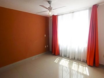 Casa moderna en venta en Rinconada de Pirules, Zacatecas: 4 recámaras, cocina in