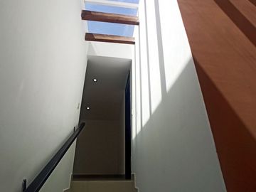 Casa moderna en venta en Rinconada de Pirules, Zacatecas: 4 recámaras, cocina in