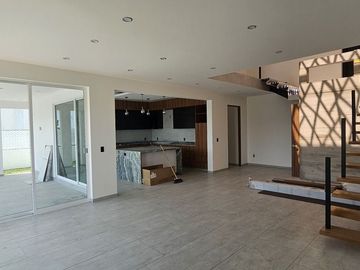 Casa en Venta en Lomas de Cocoyoc, Atlatlaucan, Morelos a estrenar