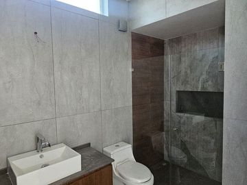 Casa en Venta en Lomas de Cocoyoc, Atlatlaucan, Morelos a estrenar