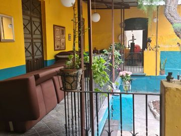 SE VENDE CASA PARA INVERSIÓN A UNA CUADRA DE LA BASÍLICA DE GUADALUPE