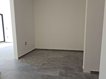 Hermosa Casa en Villa airosa