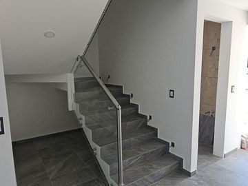 Hermosa Casa en Villa airosa