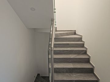 Hermosa Casa en Villa airosa