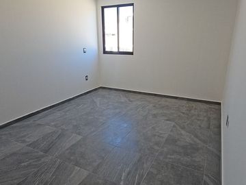 Hermosa Casa en Villa airosa