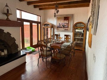 CASA EN VENTA EN JARDINES DE LA MONTAÑA
