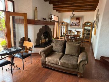 CASA EN VENTA EN JARDINES DE LA MONTAÑA