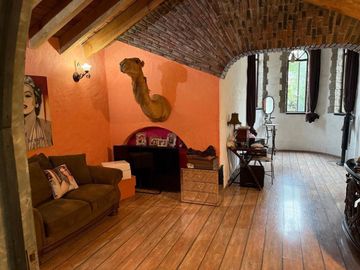 CASA EN VENTA EN JARDINES DE LA MONTAÑA
