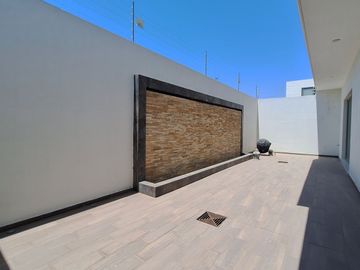 Venta de Exclusiva Residencia en el Volantin Colima Ubicación Inigualable