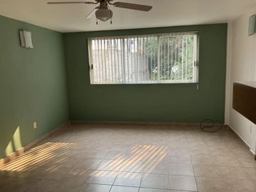 Venta de casa en fraccionamiento en Villa Quietud, Coyoacán