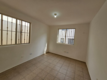Casa en Venta En Puerta de Hierro!!!