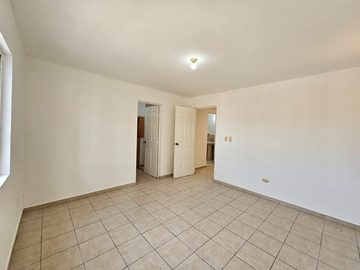 Casa en Venta En Puerta de Hierro!!!