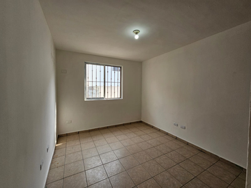 Casa en Venta En Puerta de Hierro!!!