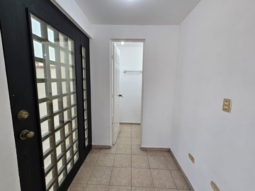Casa en Venta En Puerta de Hierro!!!