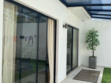 Casa en venta amueblada Mérida Yucatán, Privada Solana