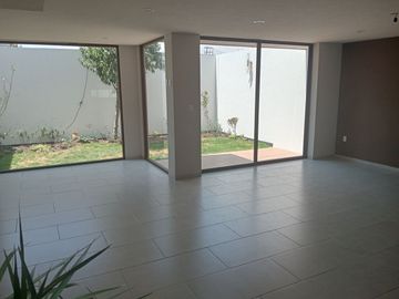 Casa venta de una planta y dos plantas en Metepec