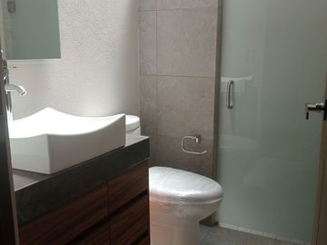 Casa venta de una planta y dos plantas en Metepec