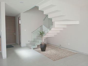 Casa venta de una planta y dos plantas en Metepec