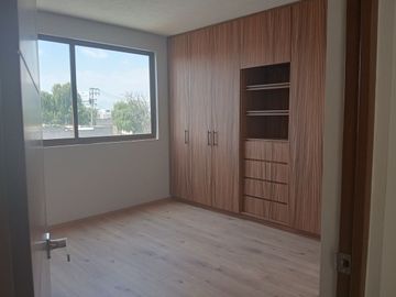 Casa venta de una planta y dos plantas en Metepec
