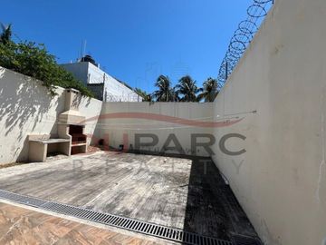 Casa en Venta, Fracc. Santa Rita
