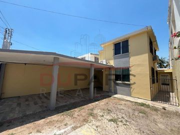 Casa en Venta, Fracc. Santa Rita