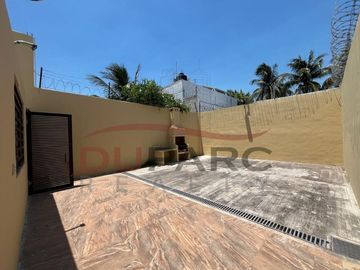 Casa en Venta, Fracc. Santa Rita