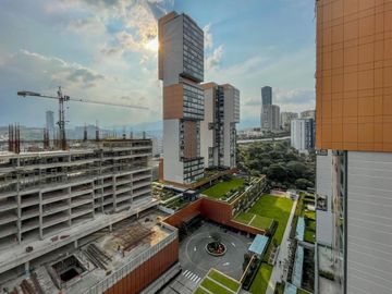 Departamento en renta – Central Park North Bosque Real