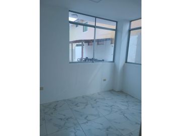 En venta departamento en la Playa Los Arenales.