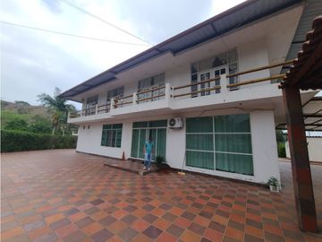En venta Hosteria en Pedernales
