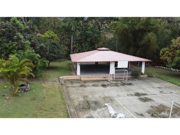 En venta Hosteria en Pedernales