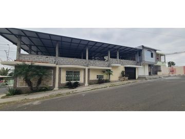 En venta casa amplia sector Parroquia Eloy Alfaro Manta