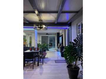COSTA VERDE / ROLLING HILLS / 300m2 / 3 HABITA / CON DEPOSITO Y JARDN