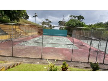 CERRO AZUL / FINCA CON 2 CABAÑAS TURISTICAS /  1,172 M2