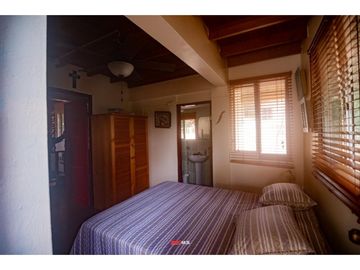 CERRO AZUL / FINCA CON 2 CABAÑAS TURISTICAS /  1,172 M2