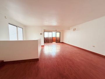 VENTA CASA AV BRASIL