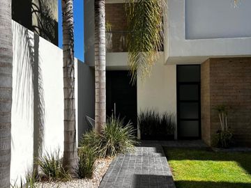 Casa en Venta en Privadas del Pedregal II, San Luis Potosí,