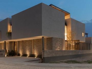 Casa en Venta   Fraccionamiento Lago de Juriquilla