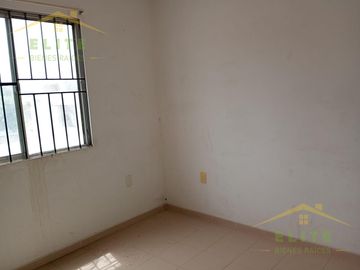 CASA EN VENTA COL. LA PAZ TAMPICO