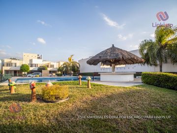 Casa en Venta Dream Lagoons 3 pisos Apodaca NL