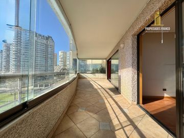 VIÑA VENDE EXCLUSIVO DEPARTAMENTO 4D 3B EN TERRASOL