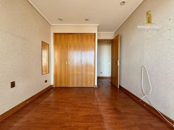 VIÑA VENDE EXCLUSIVO DEPARTAMENTO 4D 3B EN TERRASOL