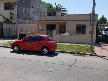 Venta Casa 3 Dormitorios con 2 Cocheras Boulogne