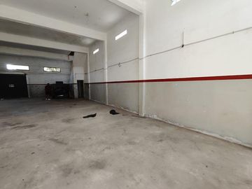 VENTA DEPOSITO GALPON 200 METROS AVELLANEDA