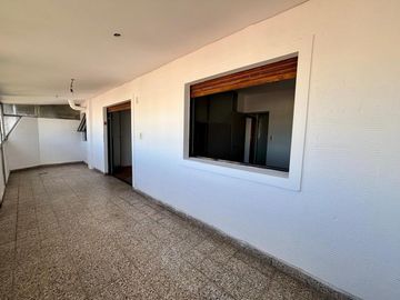 VENTA Depto 2 Amb c/ balcón y galería. VISTA!