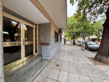 VENTA Depto 2 Amb c/ balcón y galería. VISTA!