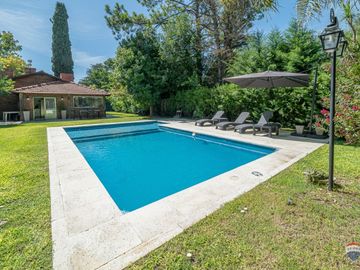VENTA CASA EN CLUB PRIVADO LOMA VERDE/APTO CREDITO