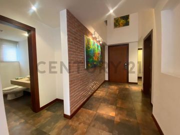 Venta oportunidad amplio departamento duplex con balcones La Coruña
