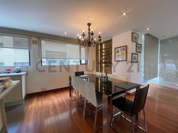 Venta oportunidad amplio departamento duplex con balcones La Coruña